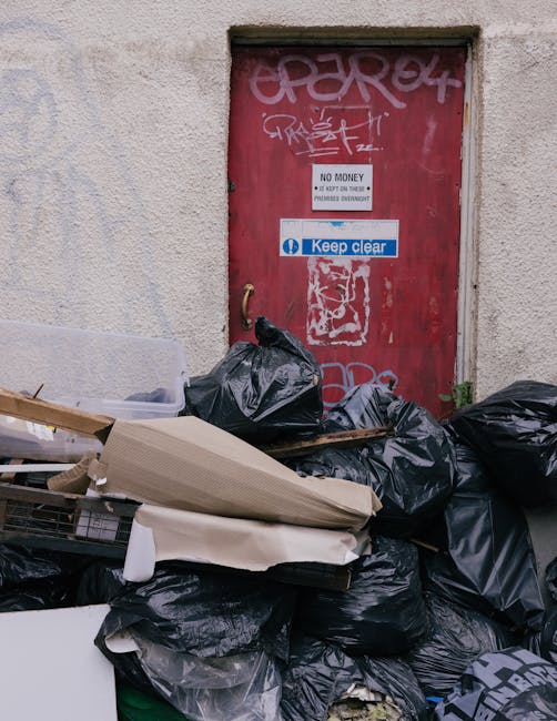 Avoid hidden charges for Hackney rubbish removal bookings